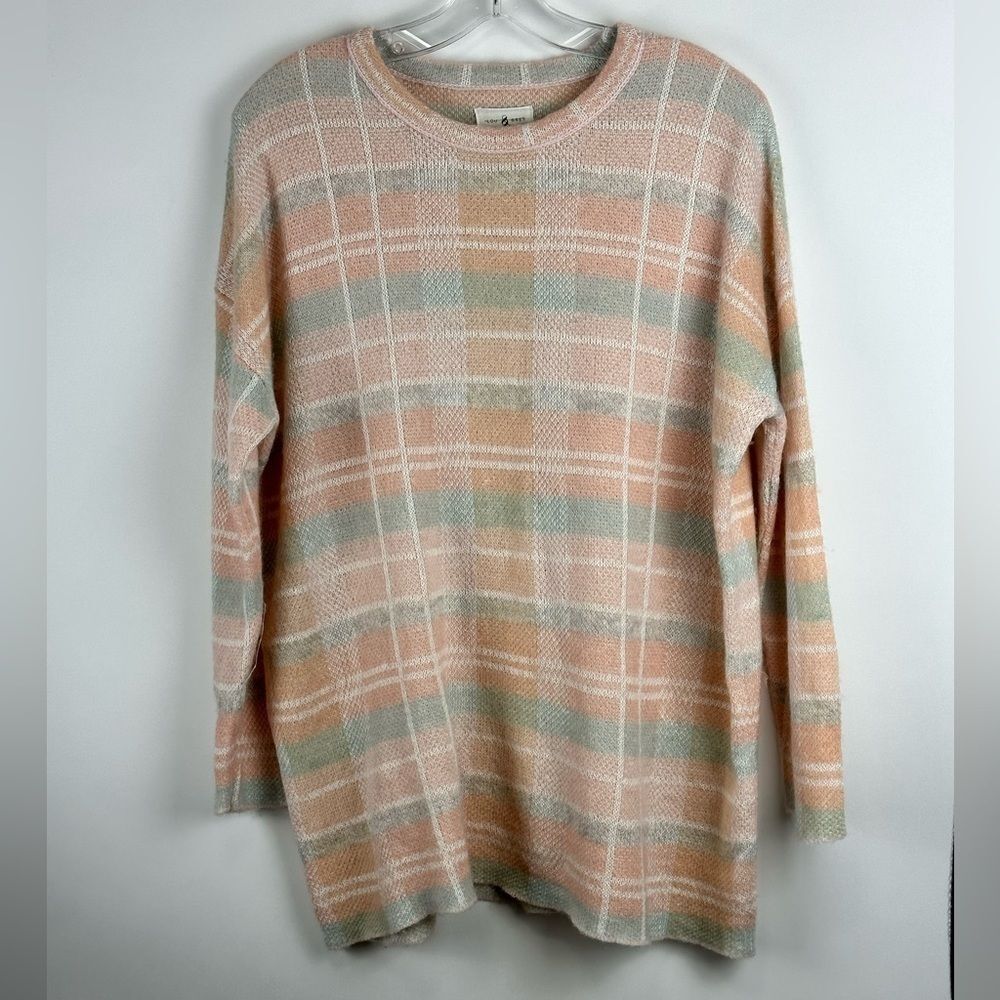 Women's Oversized Crew Neck Plaid Sweater